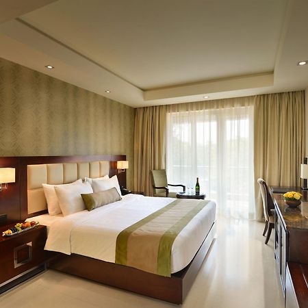 Hotel Acacia Goa Sinquerim Zewnętrze zdjęcie