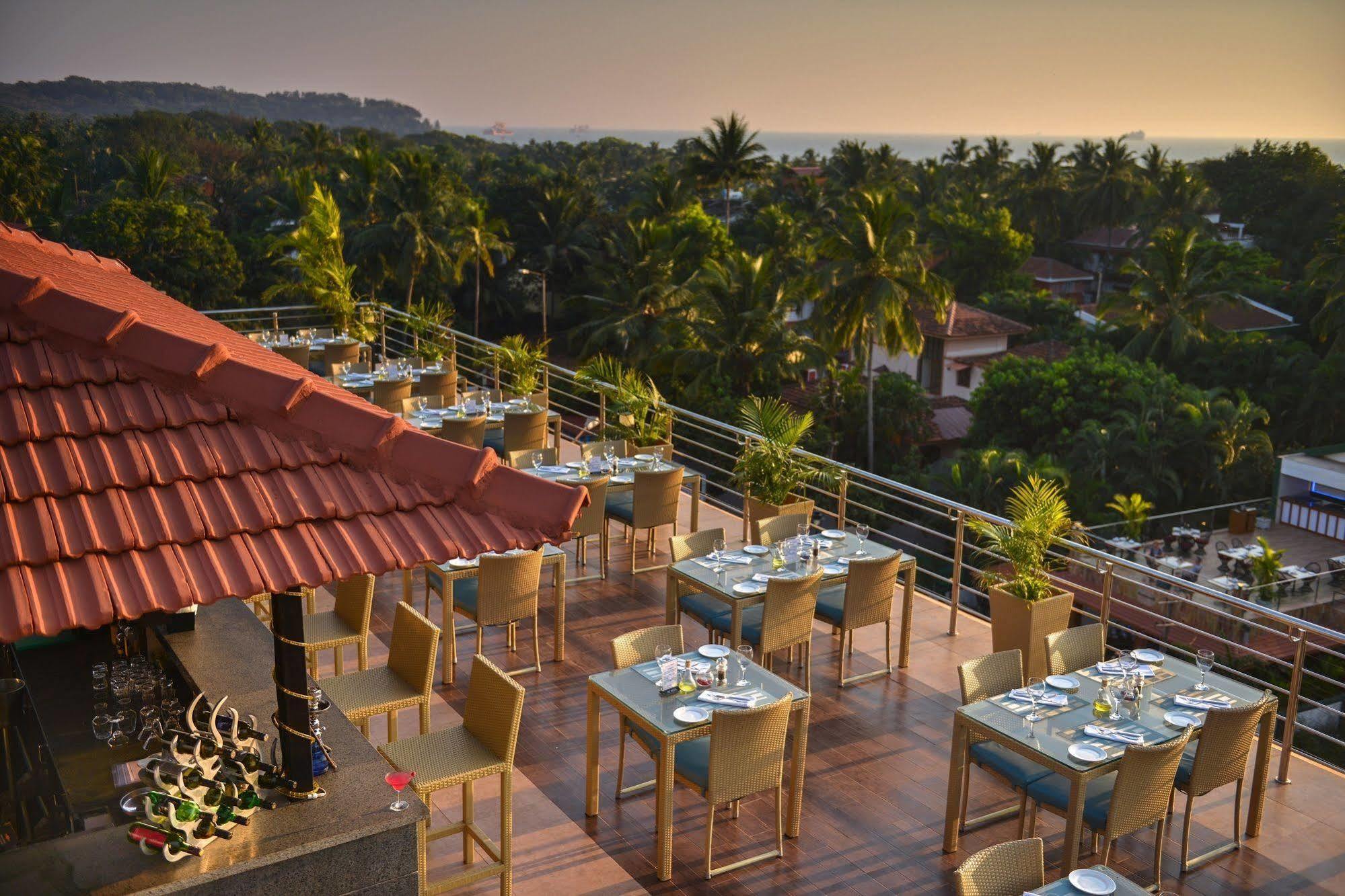 Hotel Acacia Goa Sinquerim Zewnętrze zdjęcie