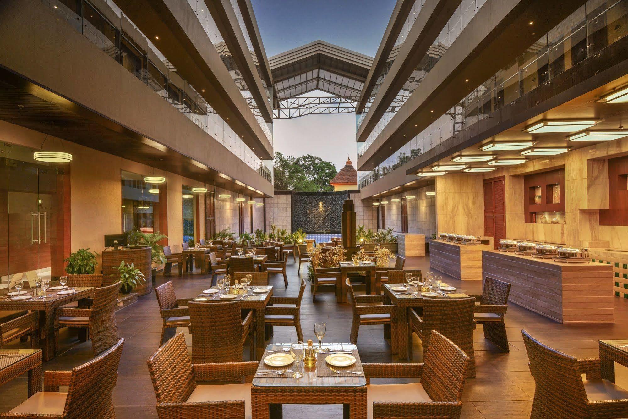 Hotel Acacia Goa Sinquerim Zewnętrze zdjęcie